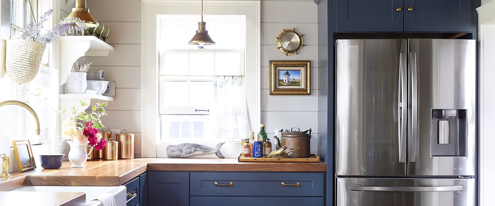 Covering Cabinets and Countertops in Custom Home Building and Renovations