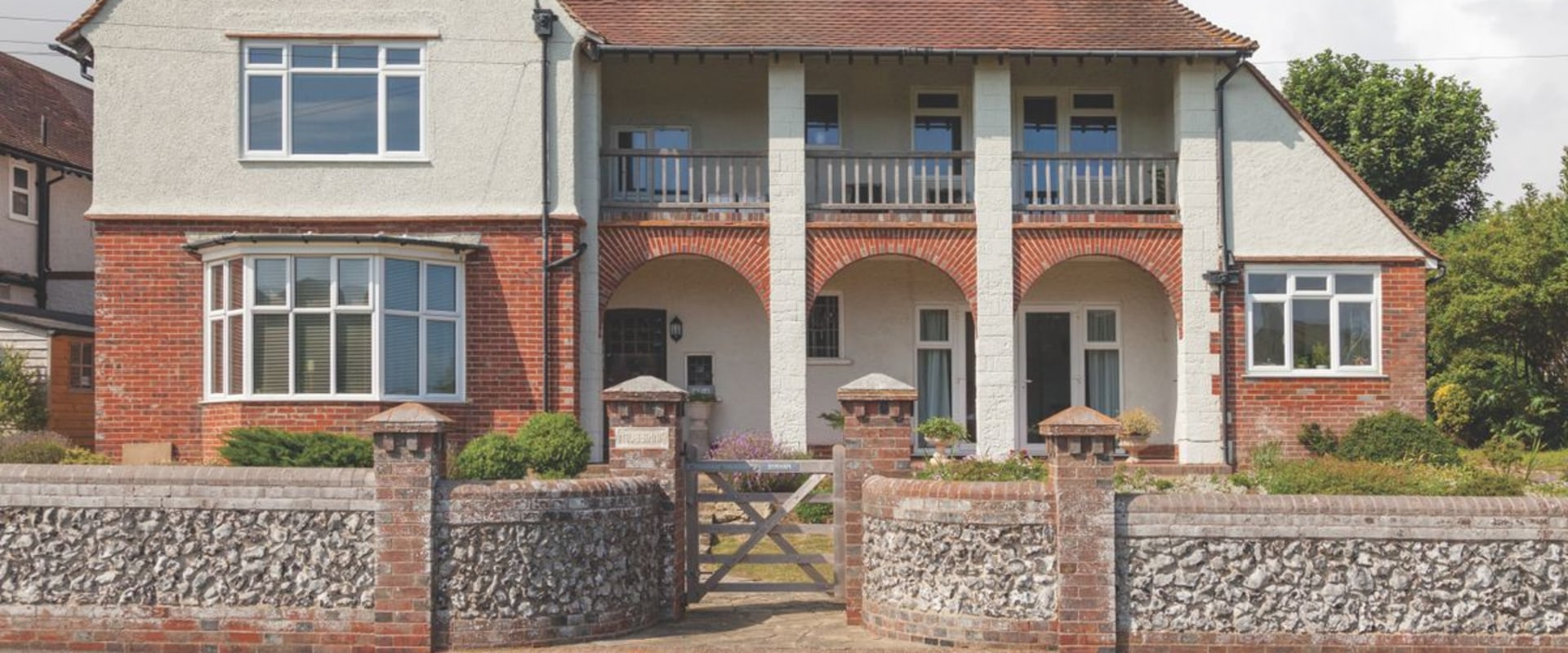 Traditional Custom Homes and Renovations: A Comprehensive Guide