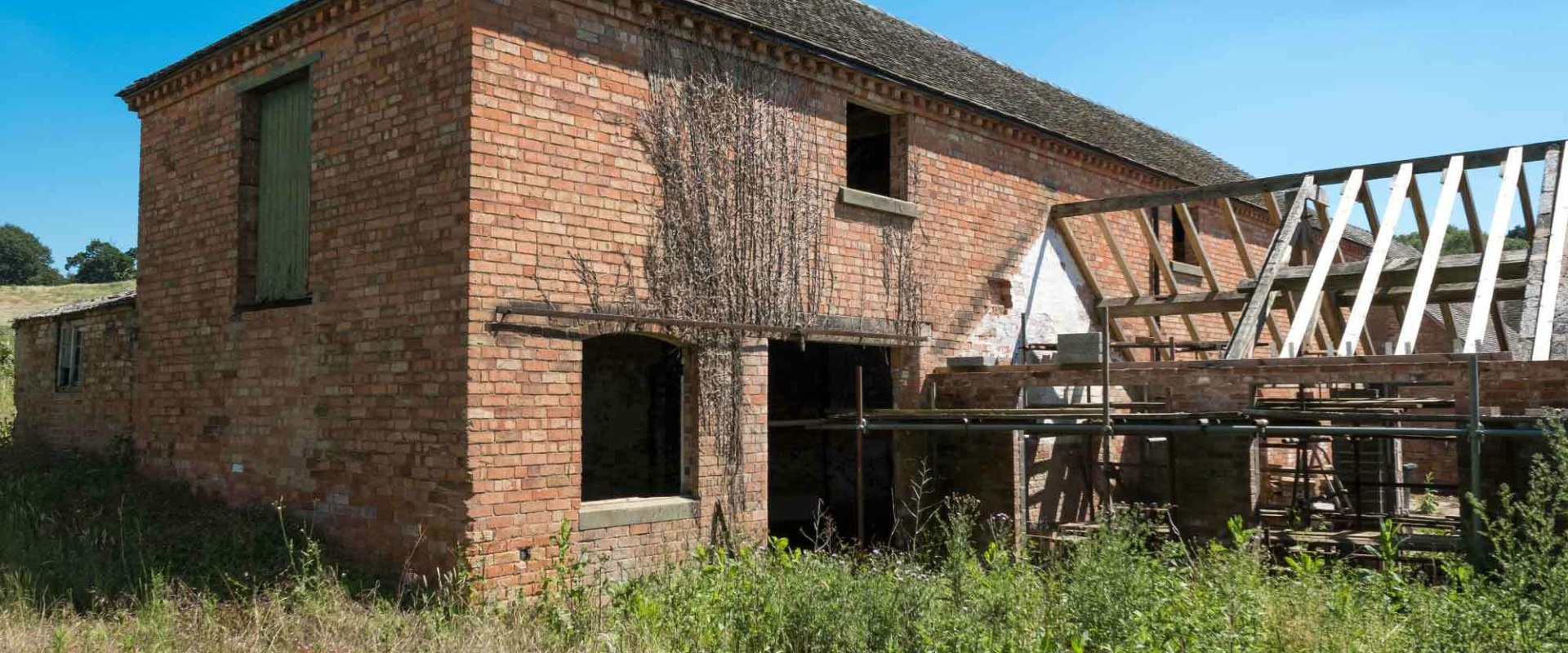 Location and Zoning Restrictions: What You Need to Know Before Building or Renovating Your Custom Home